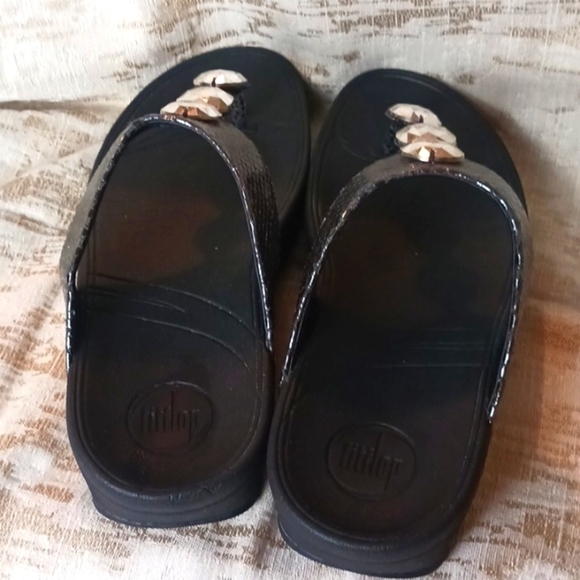 FITFLOPFitFlop Petra™ Toe-Thong Jewelled Sandals In Pewter Size 6 - Picture 8 of 12